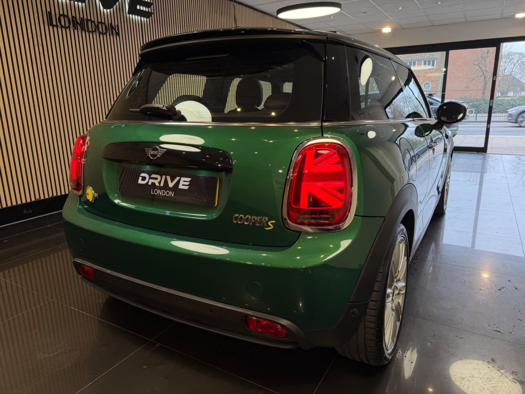 MINI Electric Hatch